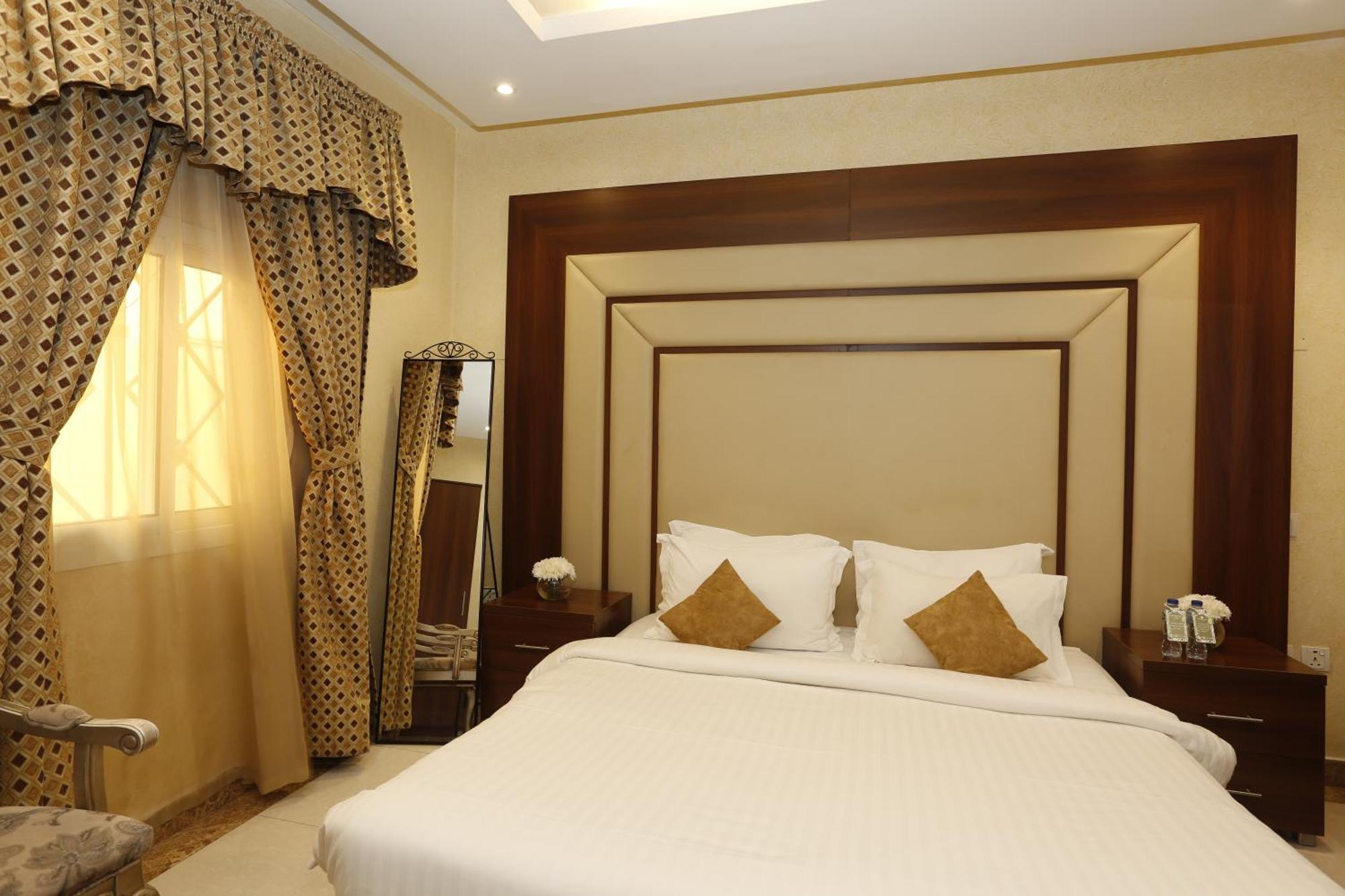 Hotelier Suites By Cantonal Riyadh Exterior photo